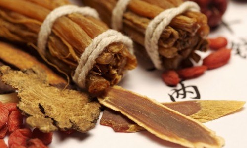 中药里枣的用途与功效-枣在中药中的作用、中药大枣的别名 -中药里枣的用途网